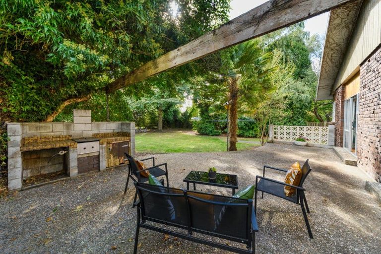 Photo of property in 18a Campbell Street, Feilding, 4702