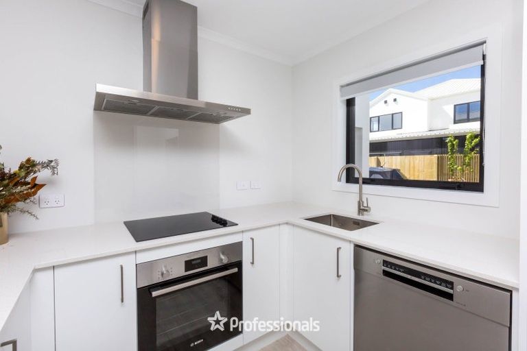 Photo of property in 9 Mamaku Place, Elderslea, Upper Hutt, 5018