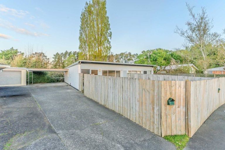 Photo of property in 15a Anthony Crescent, Bader, Hamilton, 3206