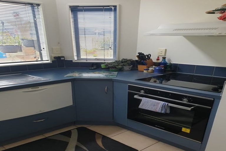 Photo of property in 58 York Street, Picton, 7220