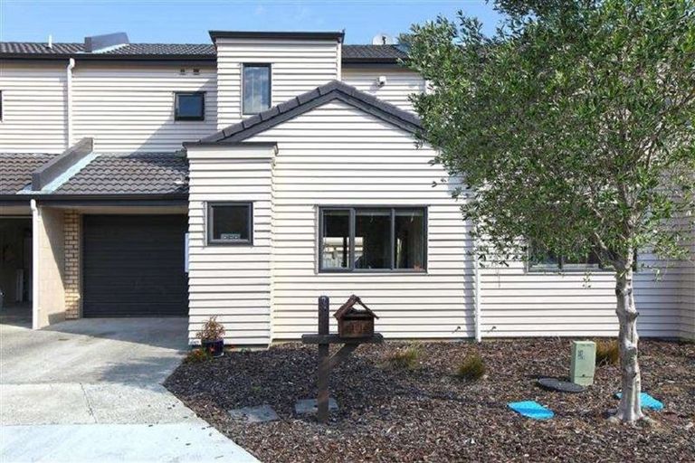 Photo of property in 11 Skip Lane, East Tamaki, Auckland, 2013