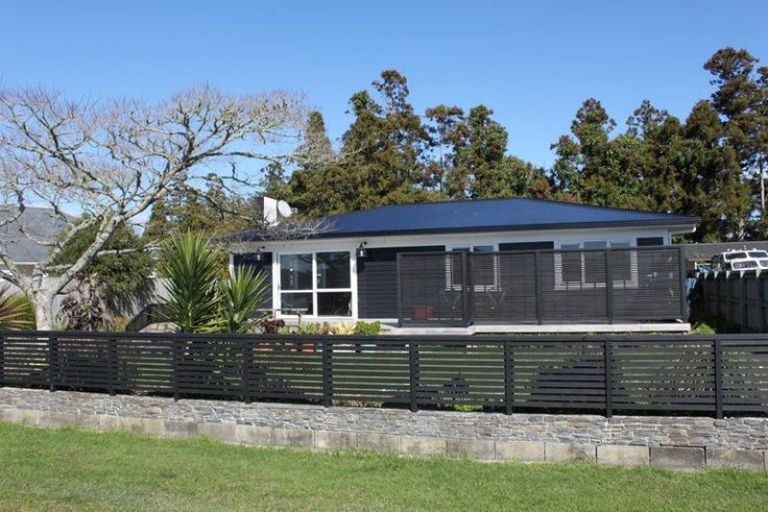 Photo of property in 36 Shoemaker Road, Waipu, 0510