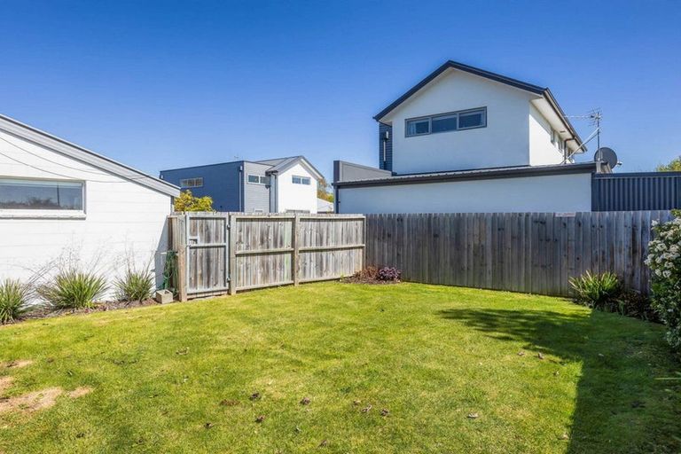 Photo of property in 76 Trafalgar Street, St Albans, Christchurch, 8014
