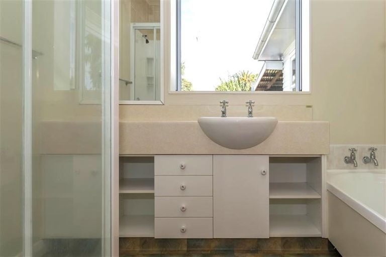 Photo of property in 114a Budge Street, Riversdale, Blenheim, 7201