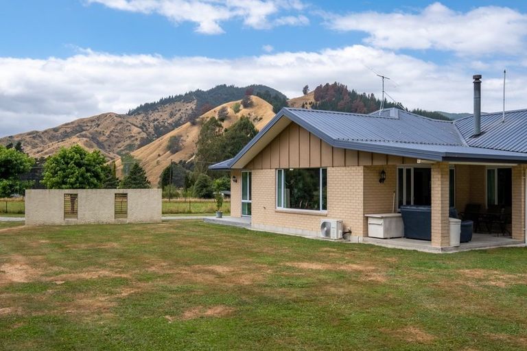 Photo of property in 2381 State Highway 6, Okaramio, Havelock, 7178