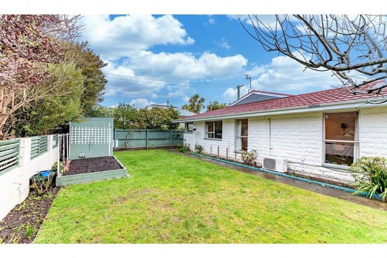 Photo of property in 2/70 Norwood Street, Sydenham, Christchurch, 8023