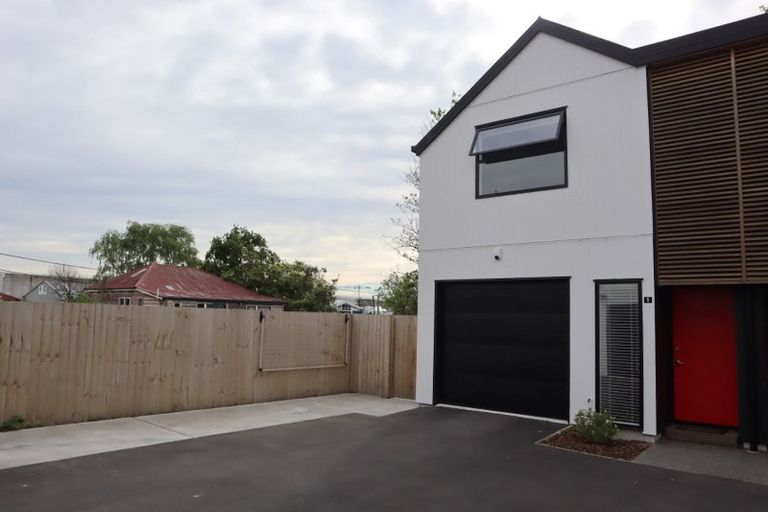 Photo of property in 1/22 Grove Road, Addington, Christchurch, 8024