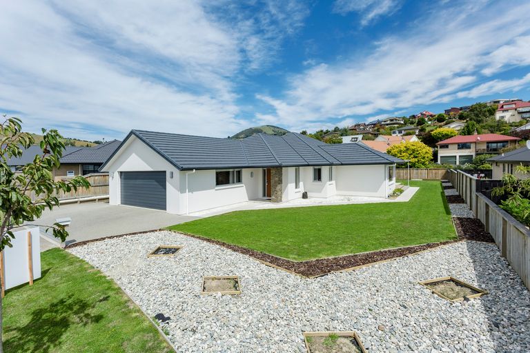 Photo of property in 24 Calluna Crescent, Mosgiel, 9024