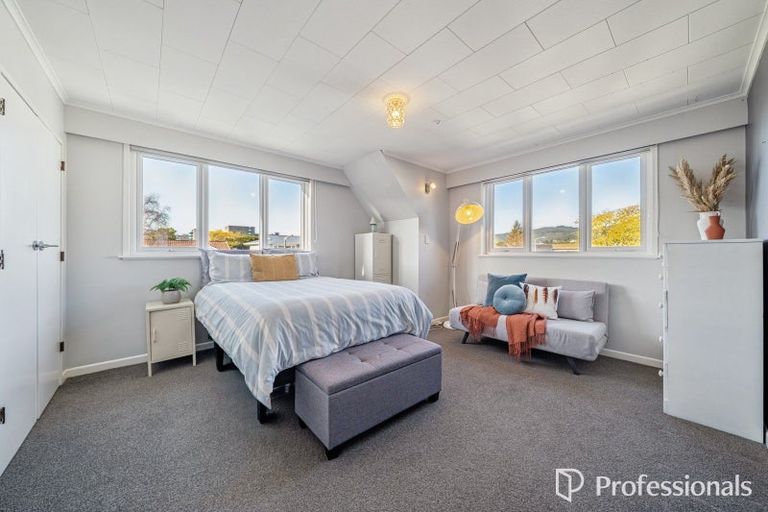 Photo of property in 32 Orr Crescent, Hutt Central, Lower Hutt, 5011