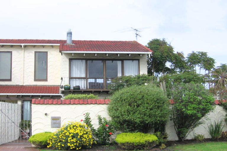 Photo of property in 46b Rosario Crescent, Red Beach, 0932
