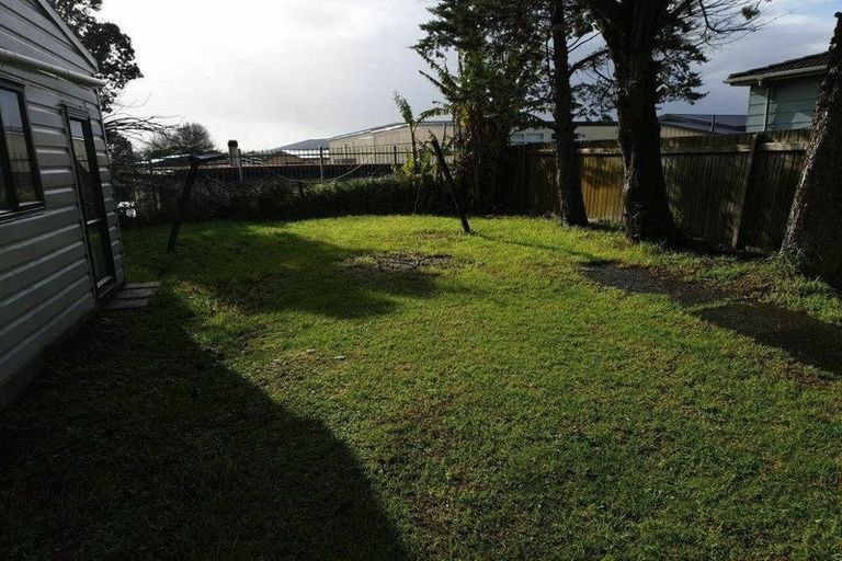 Photo of property in 7 Silverstone Place, Henderson, Auckland, 0612