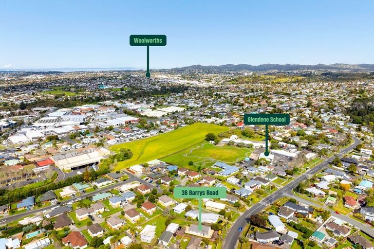 Photo of property in 36 Barrys Road, Glendene, Auckland, 0602