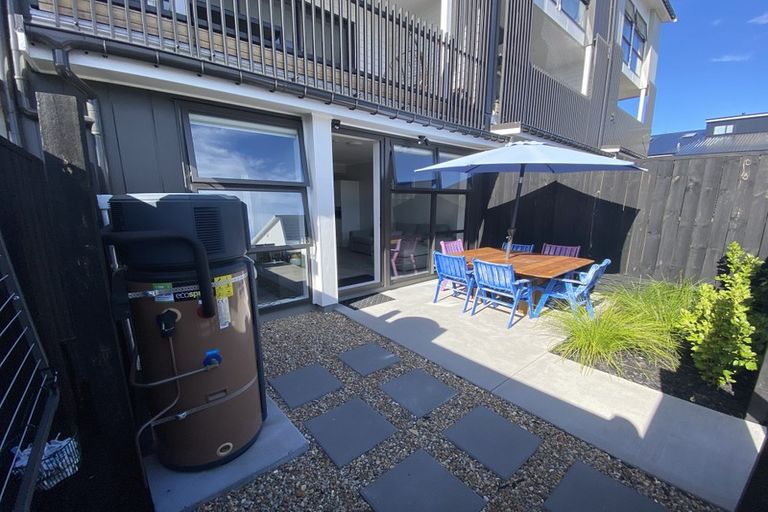 Photo of property in 7 Whiri Lane, Hobsonville, Auckland, 0616