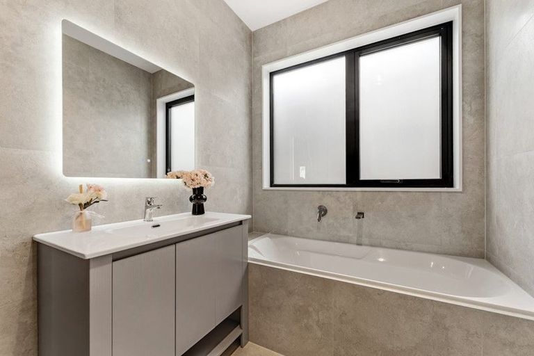 Photo of property in 51 Ta Moko Drive, Gulf Harbour, 0930