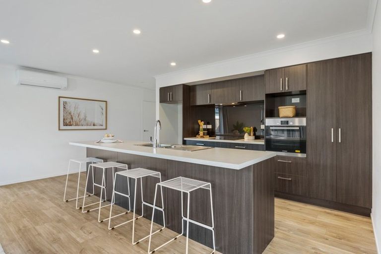 Photo of property in 55 Awataha Crescent, Pyes Pa, Tauranga, 3110