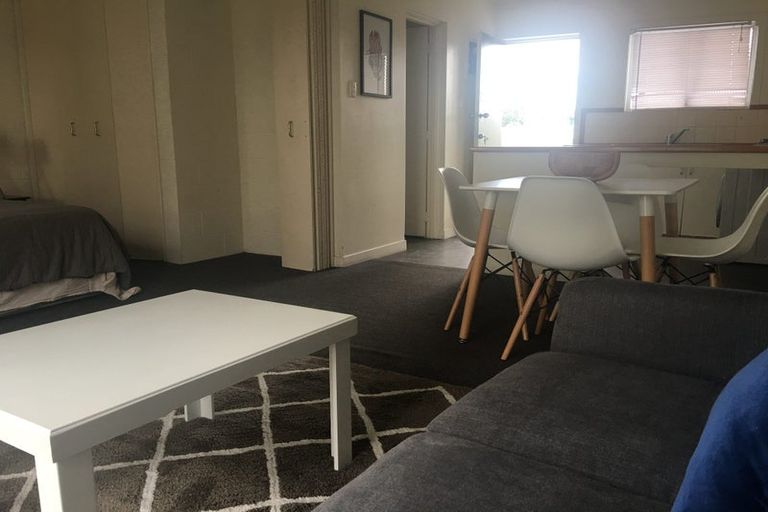 Photo of property in 22/3 Ngahura Street, Eden Terrace, Auckland, 1021