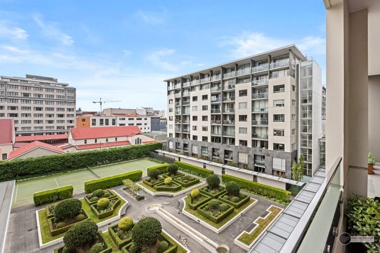 Photo of property in Sanctum Apartments, 41/10b Ebor Street, Te Aro, Wellington, 6011