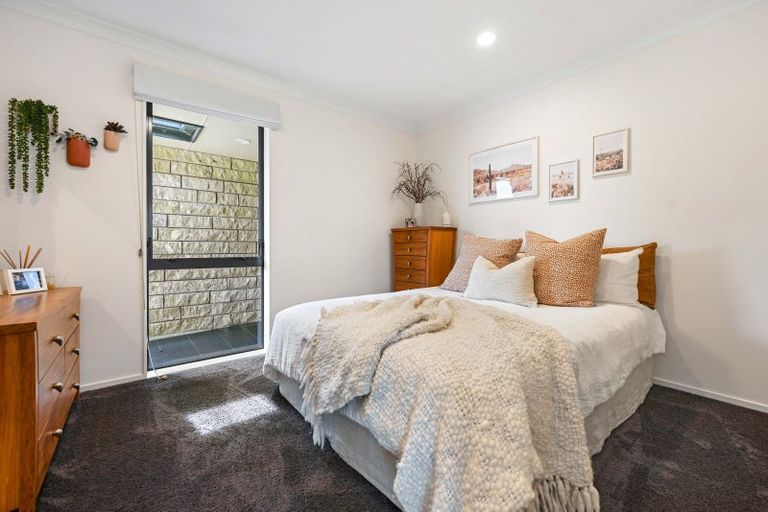 Photo of property in 3 Palm Grove Drive, Western Heights, Hamilton, 3200