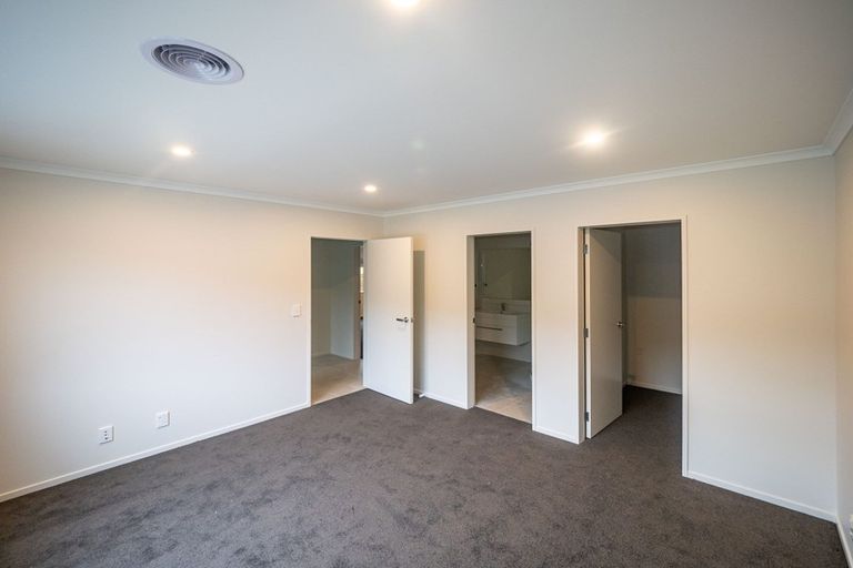 Photo of property in 38 Rochdale Drive, Churton Park, Wellington, 6037