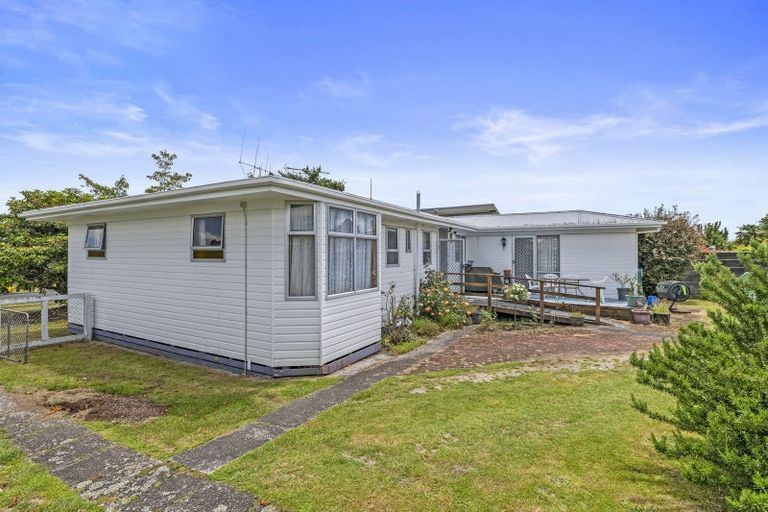 Photo of property in 41 Aotea Crescent, Tokoroa, 3420