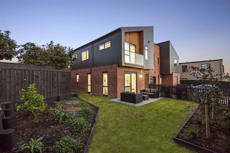 Photo of property in 3 Mahinga Kai Way, Belmont, Auckland, 0622