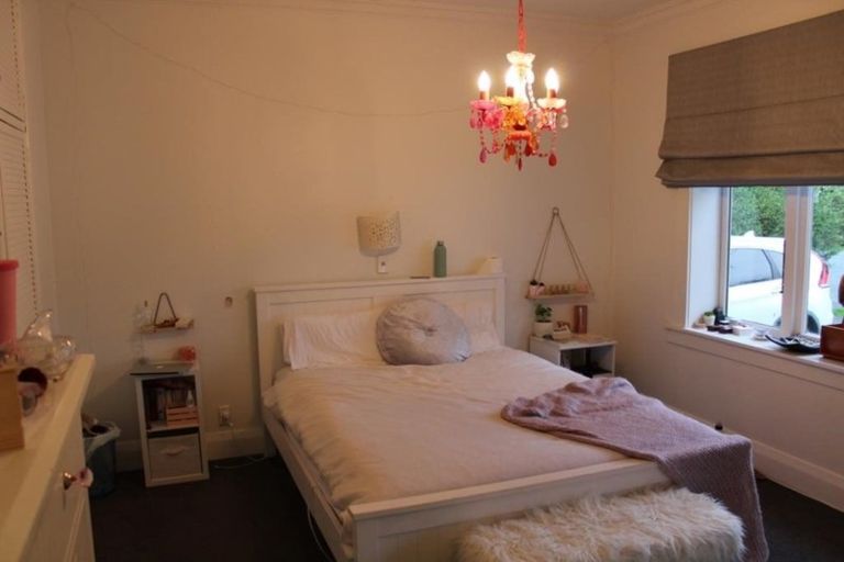 Photo of property in 35 Burnside Street, Waterloo, Lower Hutt, 5011