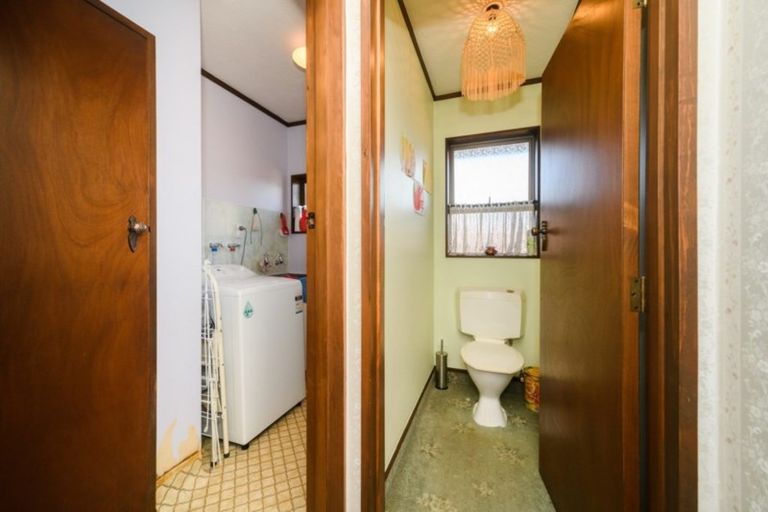 Photo of property in 32 Cecil Place, Cloverlea, Palmerston North, 4412