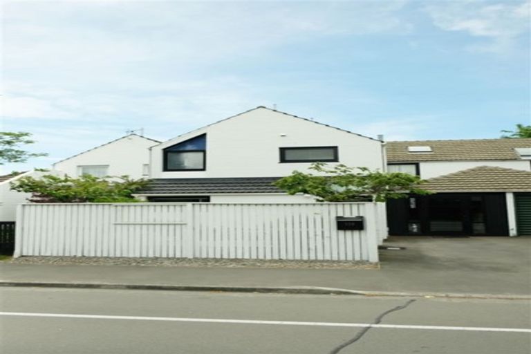 Photo of property in 130 Rossall Street, Merivale, Christchurch, 8014