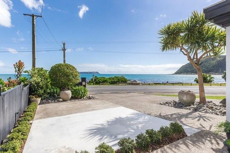 Photo of property in 85a Moana Road, Plimmerton, Porirua, 5026
