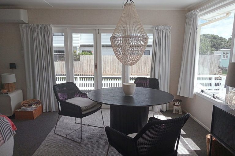 Photo of property in 259 Seaforth Road, Waihi Beach, 3611