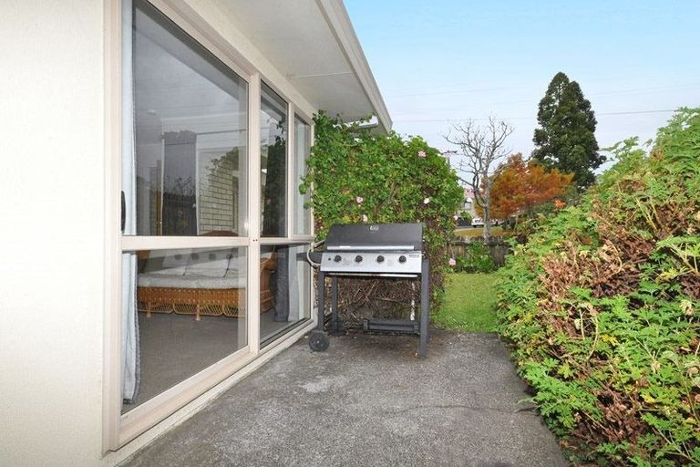Photo of property in 99 Pooks Road, Ranui, Auckland, 0612