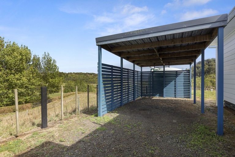 Photo of property in 191c Chamberlain Road, Bombay, 2675