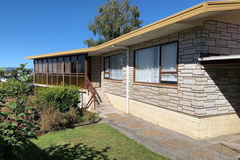 Photo of property in 18 Hillcrest Street, Tirau, 3410