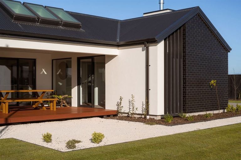 Photo of property in 111 Oakley Avenue, Springlands, Blenheim, 7201