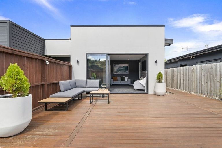 Photo of property in 34 Freedom Drive, Kelvin Grove, Palmerston North, 4414