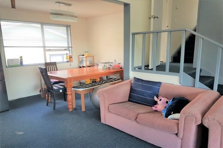 Photo of property in 30 Postgate Drive, Whitby, Porirua, 5024