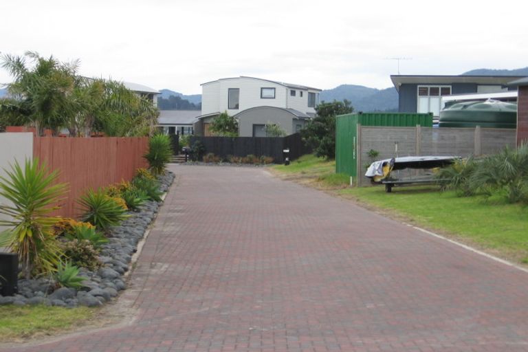 Photo of property in 243 Omaha Drive, Omaha, 0986