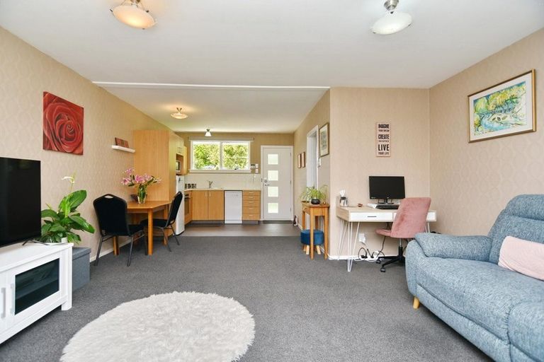 Photo of property in 2/56 Brabourne Street, Hillsborough, Christchurch, 8022