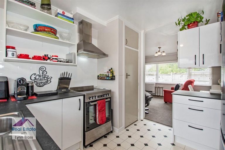 Photo of property in 11 Lupton Avenue, Kensington, Whangarei, 0112