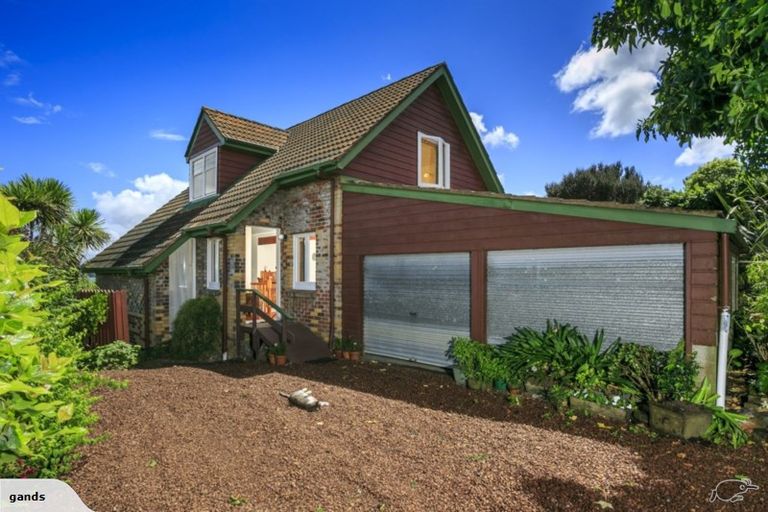 Photo of property in 99 Eversleigh Road, Belmont, Auckland, 0622