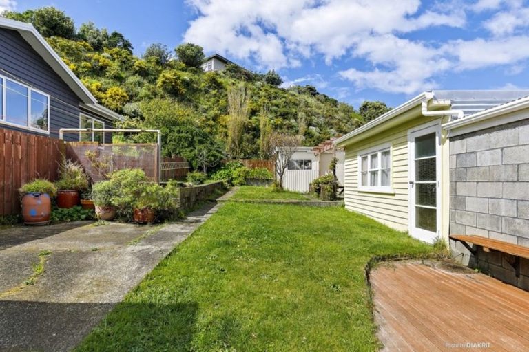 Photo of property in 4 Rahui Street, Strathmore Park, Wellington, 6022