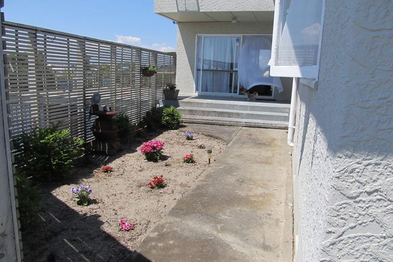 Photo of property in 9 Burns Street, Tawhero, Whanganui, 4501