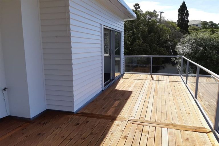 Photo of property in 93 Mount Pleasant Road, Mount Pleasant, Christchurch, 8081