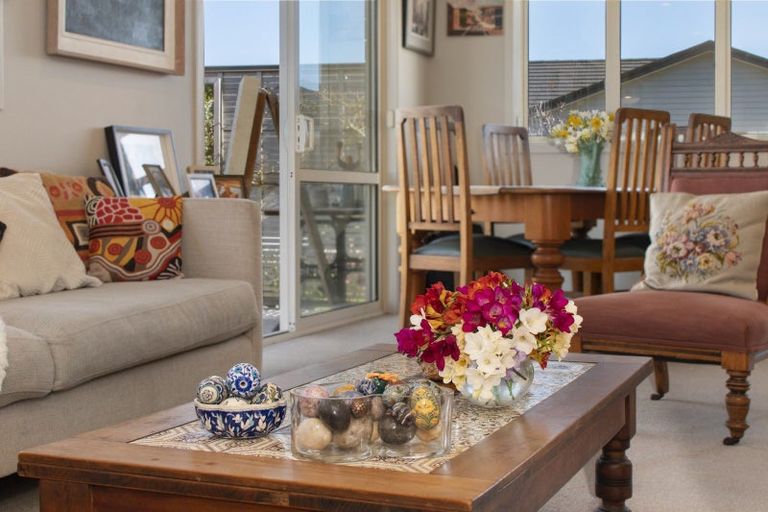 Photo of property in Waterview Estate, 53/4 Greystone Place, Omokoroa, 3114