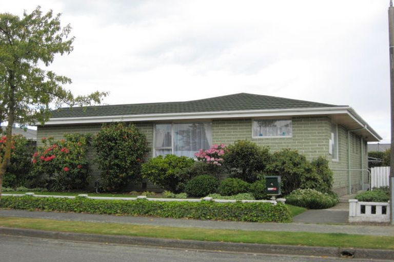 Photo of property in 4 Wallace Place, Rangiora, 7400