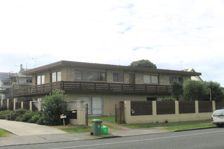 Photo of property in 165 Oceanbeach Road, Mount Maunganui, 3116