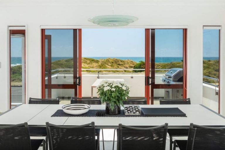 Photo of property in 126a Marine Parade, Mount Maunganui, 3116