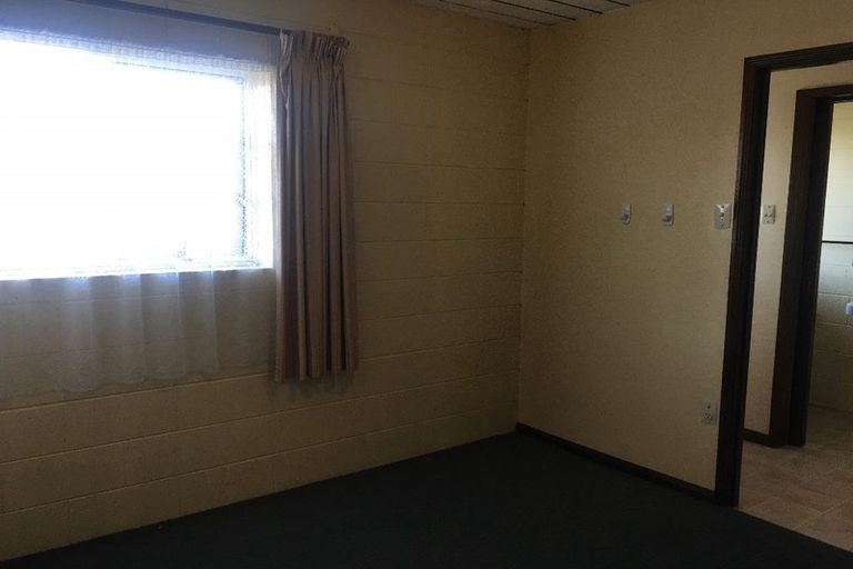 Photo of property in 1/555 Hillside Road, Caversham, Dunedin, 9012