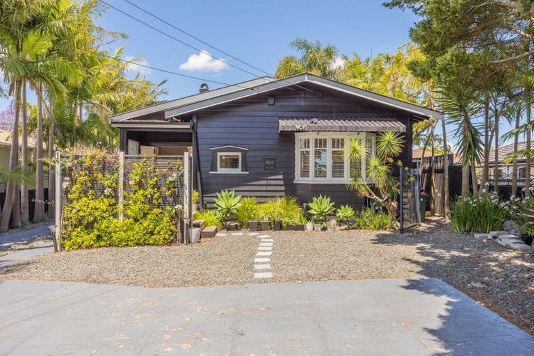 Photo of property in 16 Wilkinson Road, Ellerslie, Auckland, 1060