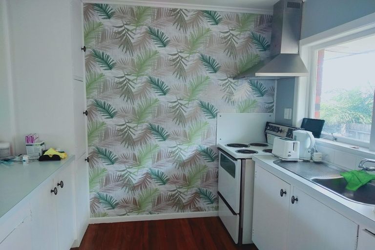 Photo of property in 3 Alamein Avenue, Belmont, Auckland, 0622